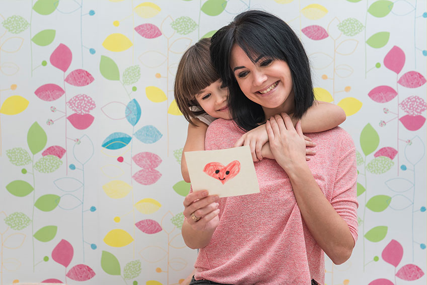 5 ideas de regalitos fáciles para mamá (para hacer en el salón de clases) 